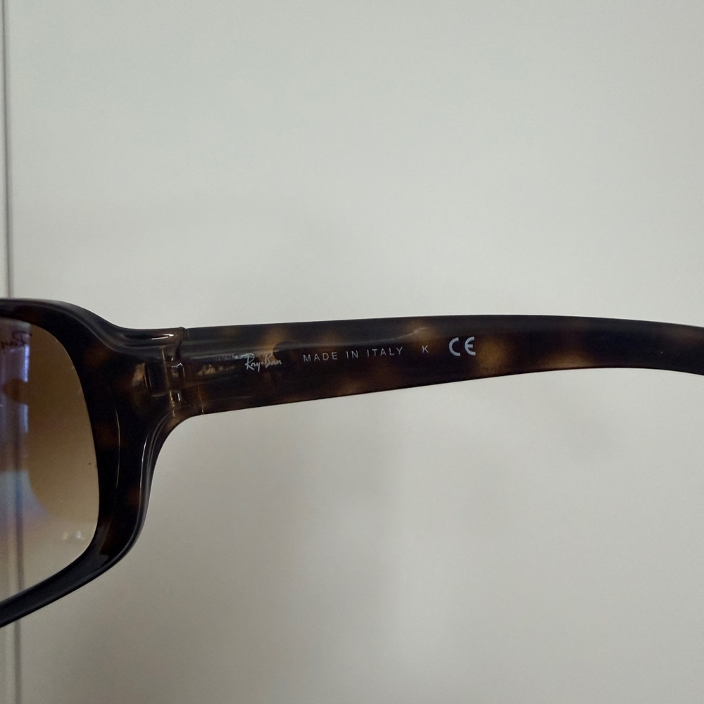 Rayban 4068 Square Shape Oversized Sunglasses - Picture 2 of 6